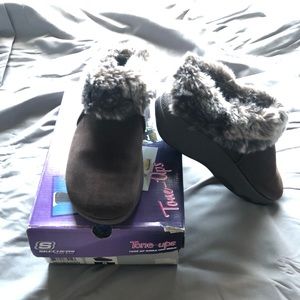 Brown SKECHERS Tone-UPS